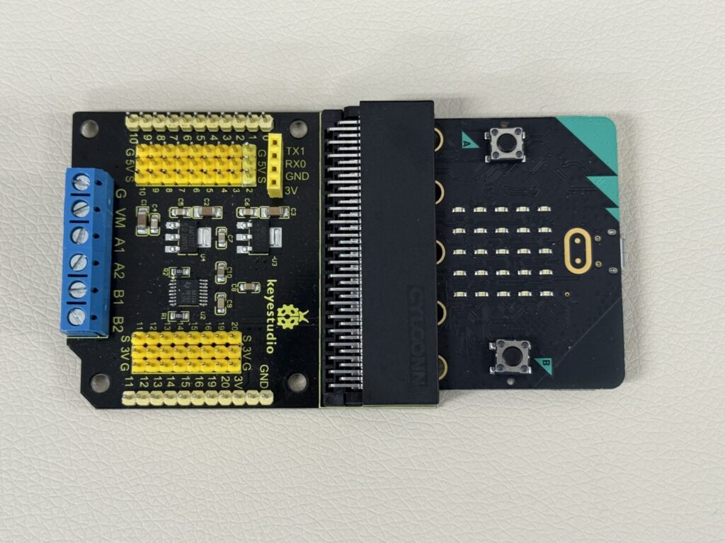 micro:bitで遠隔操作